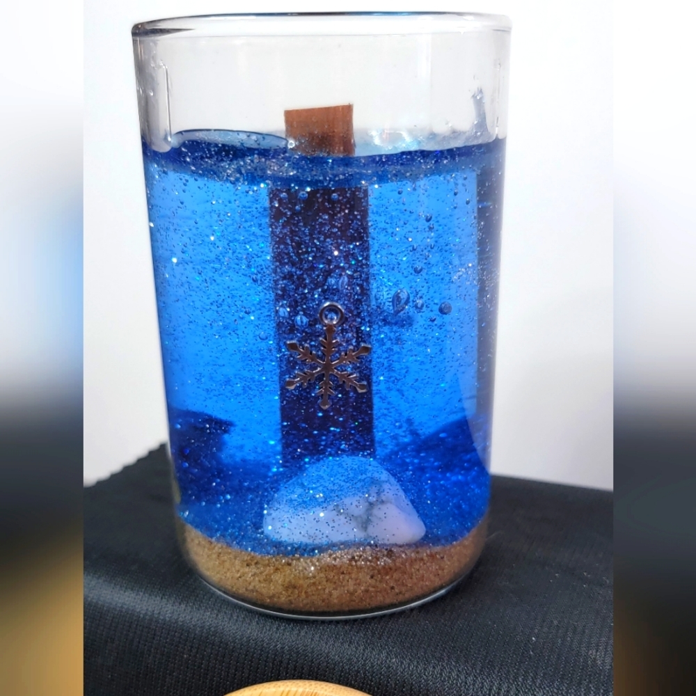 Blue frozen Christmas gel candle 8oz.